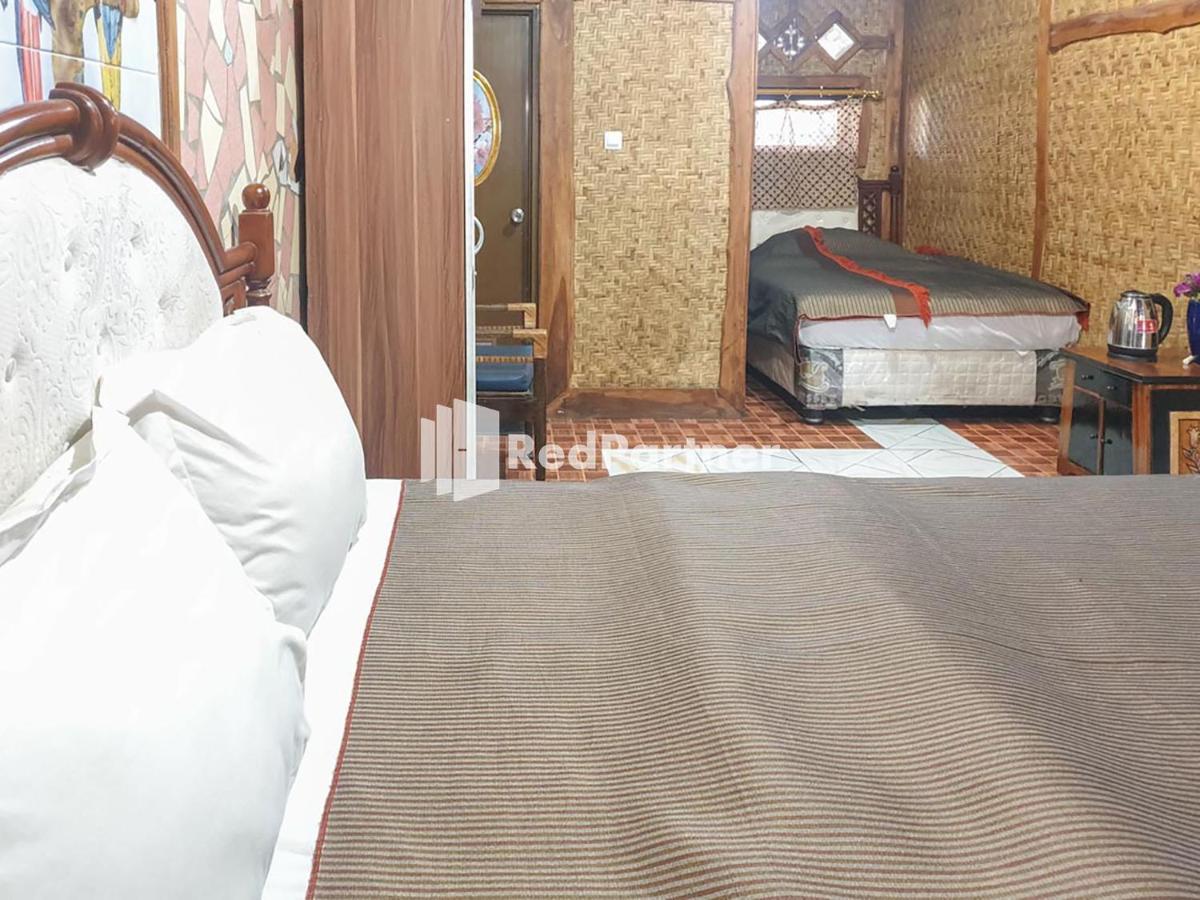 Hotel Yoschi's Bromo Ngadisari Buitenkant foto