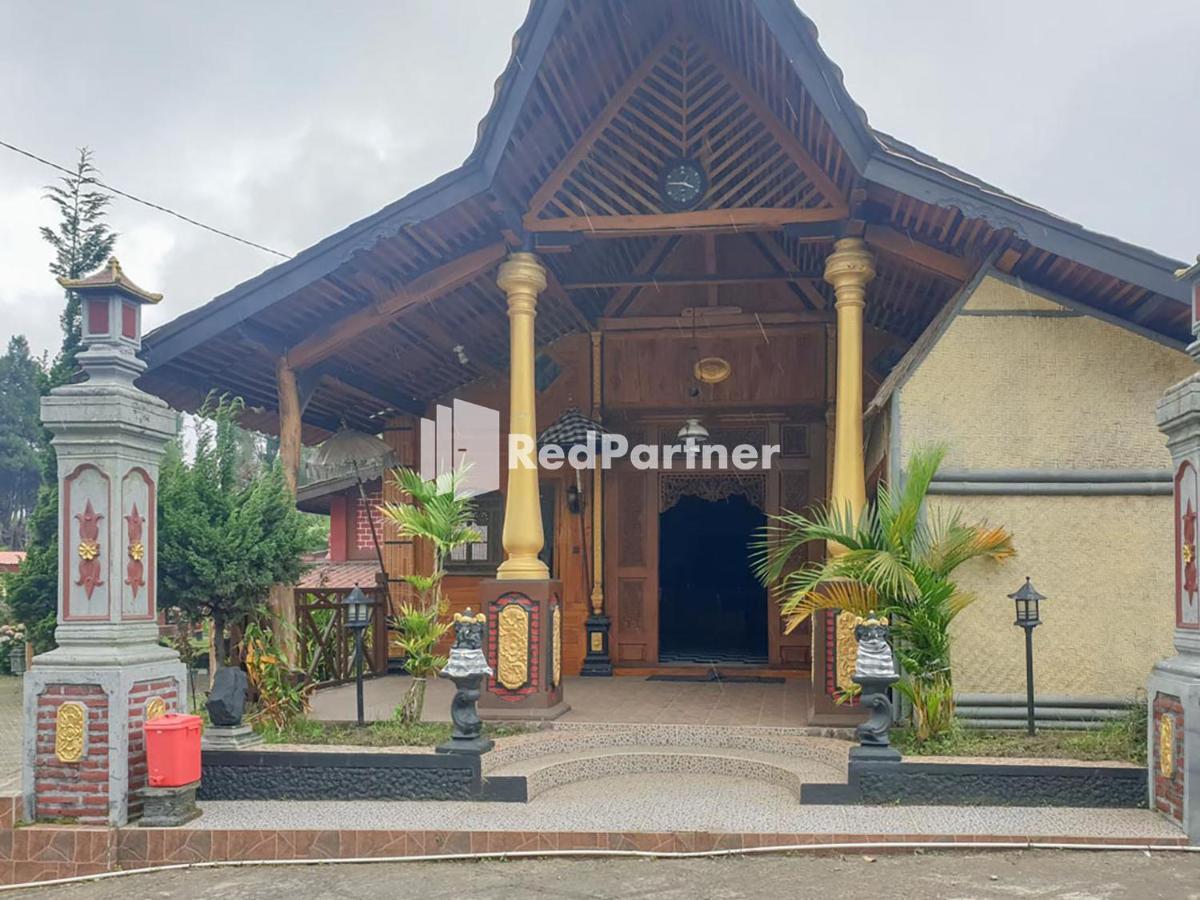 Hotel Yoschi's Bromo Ngadisari Buitenkant foto